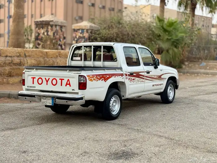 للبيع هايلكس غمارتين 2003 ((GL))نظيف 8