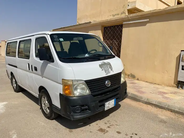 باص نيسان للايجار 3