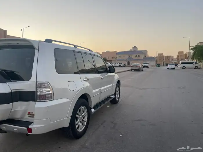 باجيرو 2016 فل كامل علامه ذهبية 5