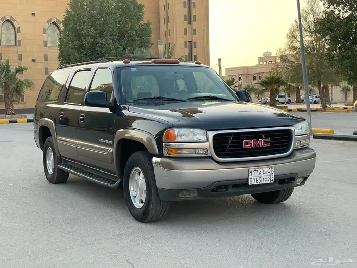 GMC سوبربان 2004 مخزن 0