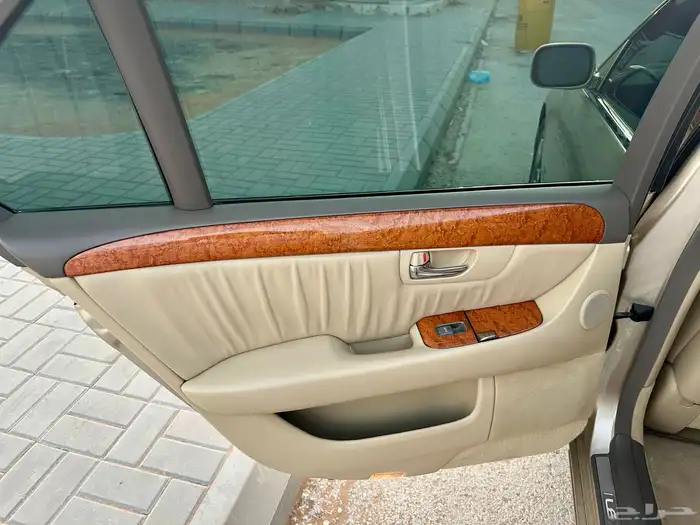 لكزس LS430 2004 مخزن نظيف جدا 45