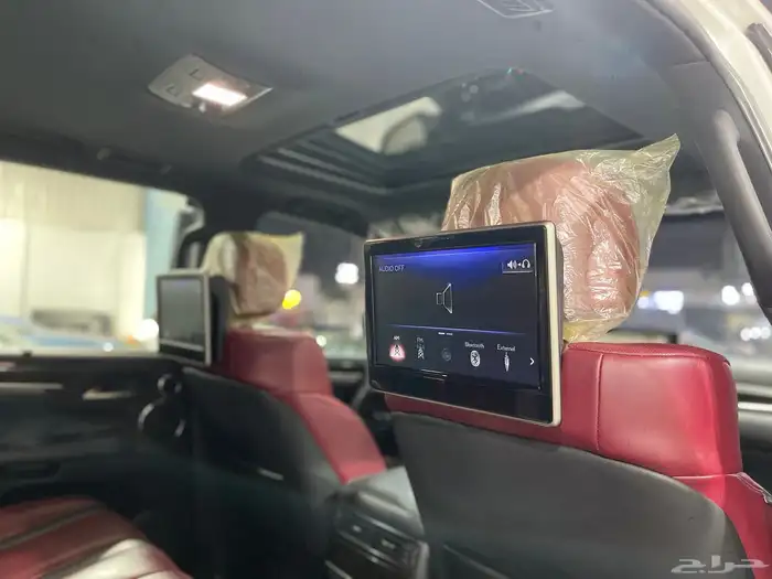 لكزس LX570 2018 فل كامل 16