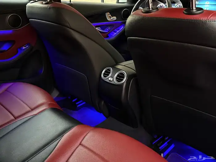 مرسيدس GLC 300 2020 38