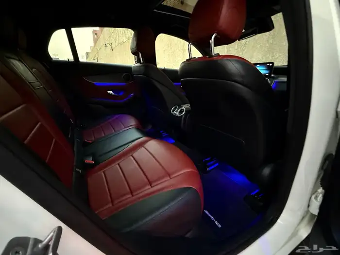 مرسيدس GLC 300 2020 37