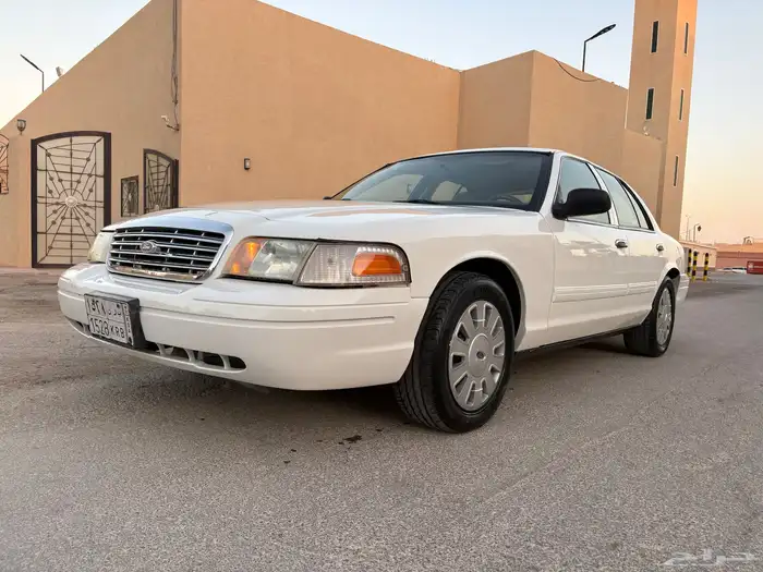 كراون فكتوريا 2010 0