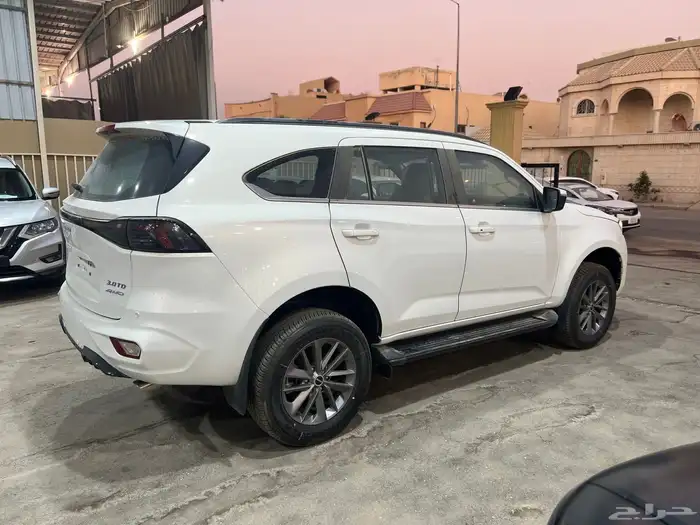 ايسوزو جيب mux 2025 بريمي فل كامل 4