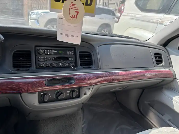 مسطرة فورد ماركيز 1