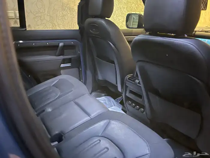 للبيع ديفندر SE موديل 2020 ماشي 70 الف 20