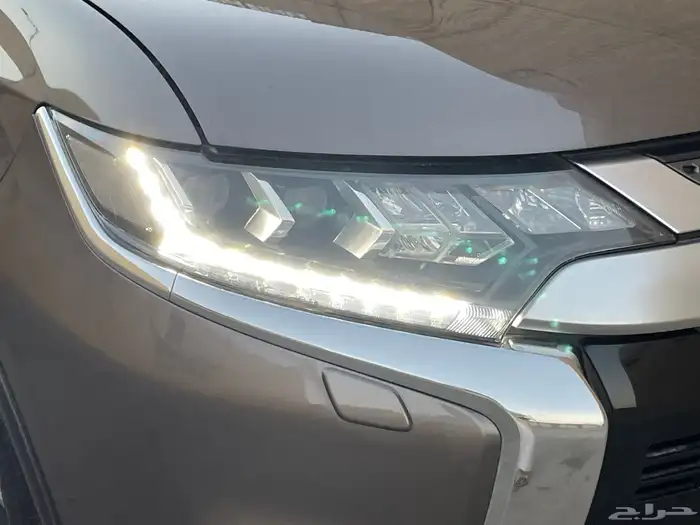 ميتسوبيشي اوتلاندر موديل 2020 12