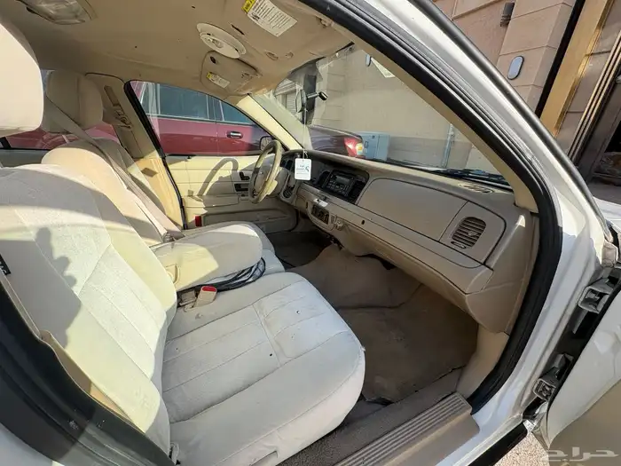 كراون فكتوريا 2010 8