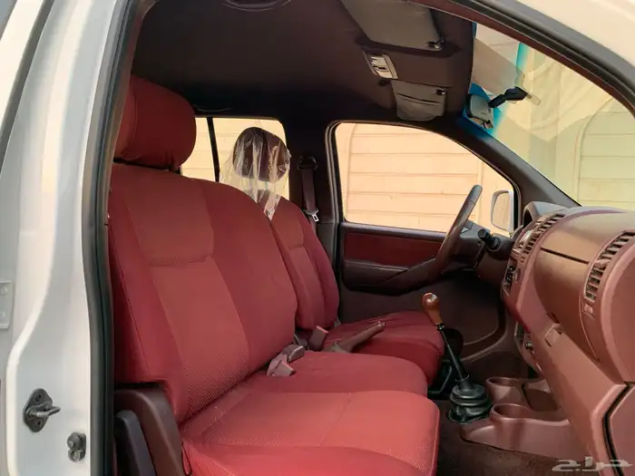 نسيان نافارا SE غمارتين 2014 نظيف جدا 9