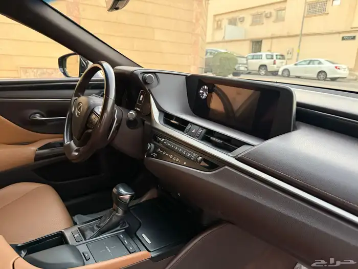 للبيع لكزس 2020 ES250 سعودي 14