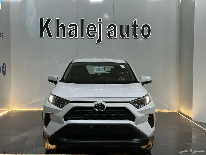 تويوتا راف فور LE استاندر بنزين دبل 2025 1