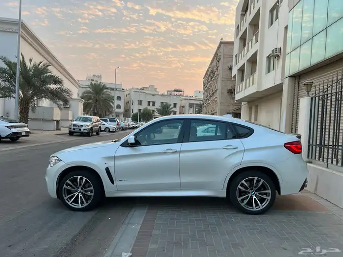 بي ام دبليو اكس bmw x6 نظيفة جدا  m kit 7