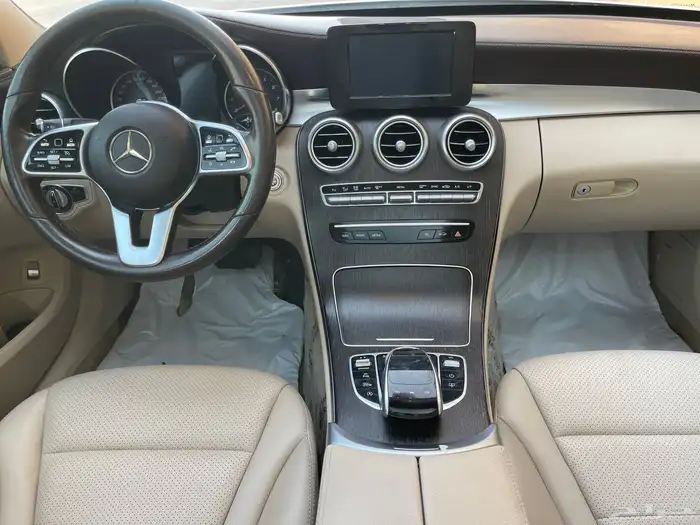 مرسيدس-2019-C200-فل كامل- بنزين- جفالي-قمه النظآفه 17