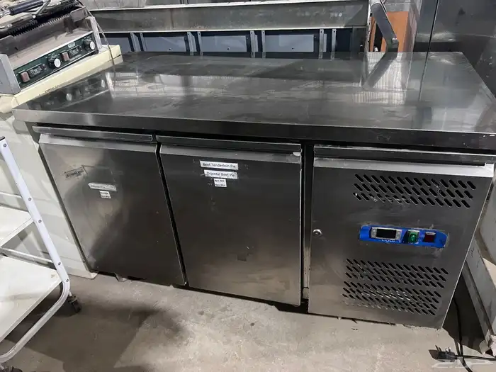 ثلاجة فليزار تجميد ماشالله شغل علي الشر ط 0