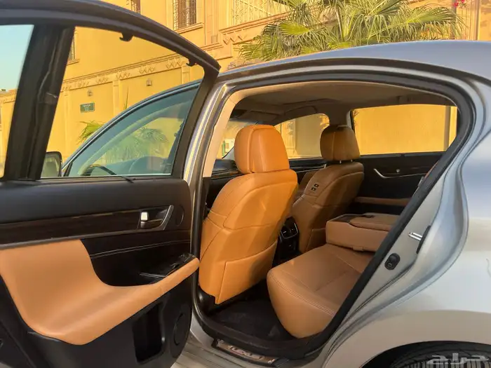لكزس GS350 فل 2017 سعودي 16