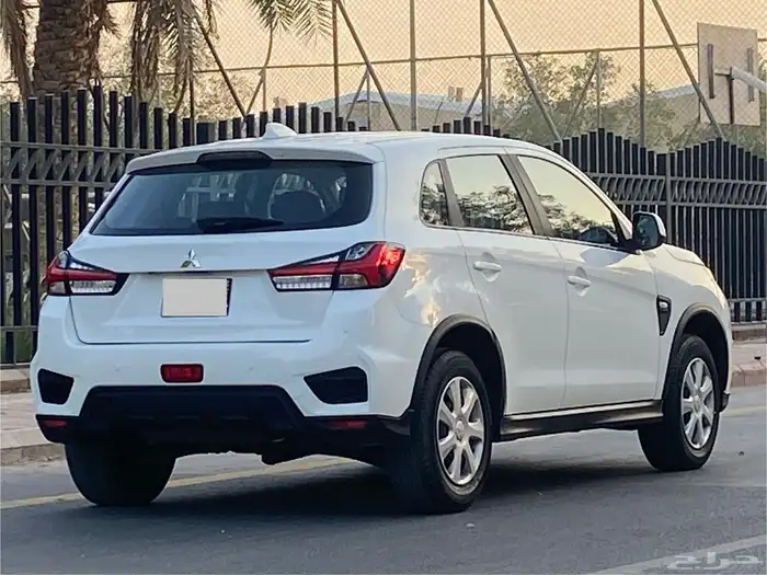 ميتسوبيشي   ASX   2022 استاندر 6