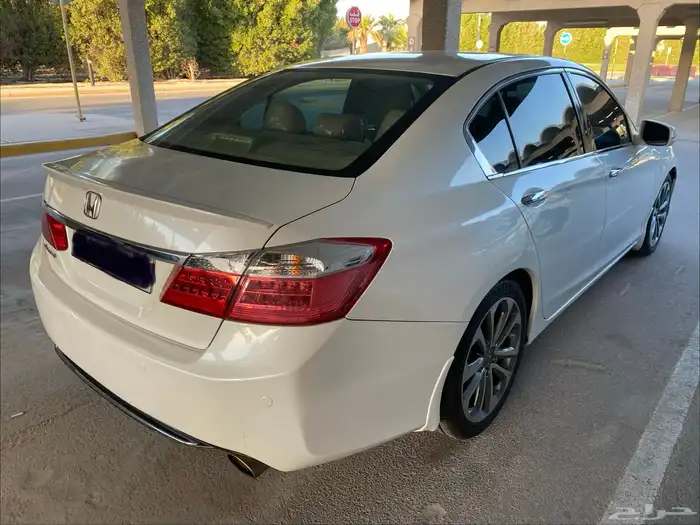 للبيع هوندا اكورد 2014 فل أبشن أعلى فئة 5