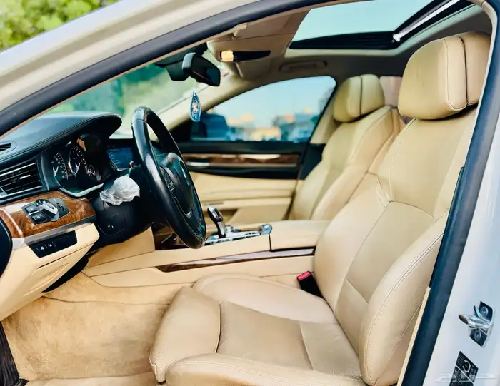 بي ام دبليو ((2010))740فل كامل 6