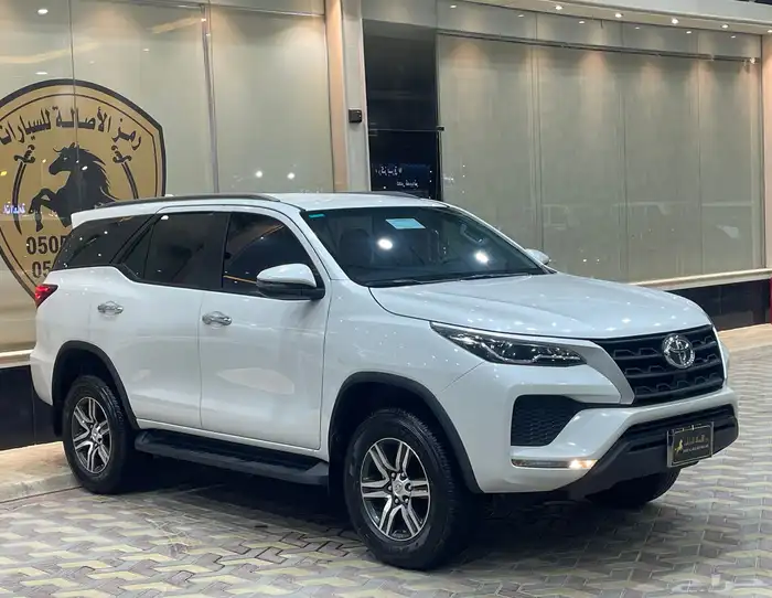 تويوتا فورتشنر بنزين موديل 2025 Gx دبل 0