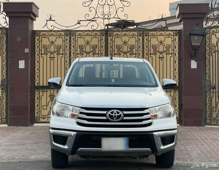 تويوتا - هايلوكس - غمارتين - سعودي - 2016 - مخزن 2