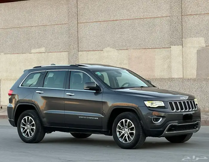 جيب شيروكي 2014 فل سعودي 7