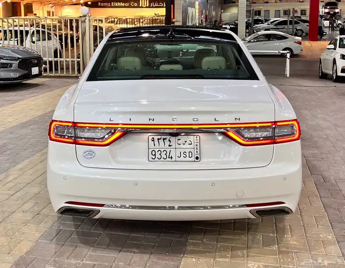 لنكولن كونتيننتال 2019 نصف فل سعودي نظيف جدااا 4