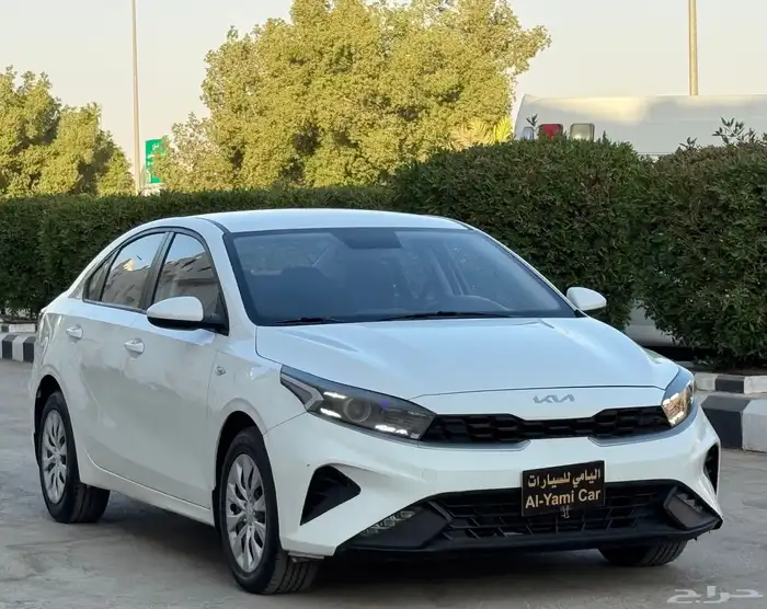 كيا سيراتو 2022 2