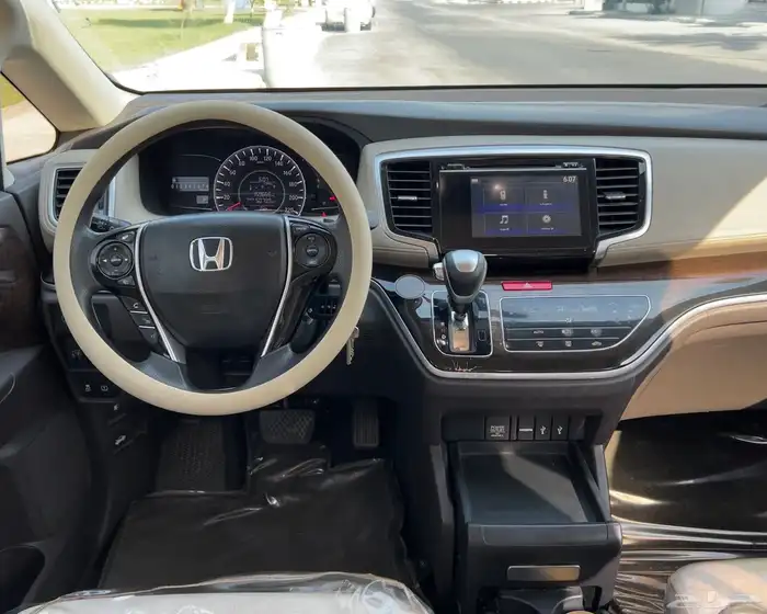 للبيع هوندا أوديسي عائلية نظيفة 15