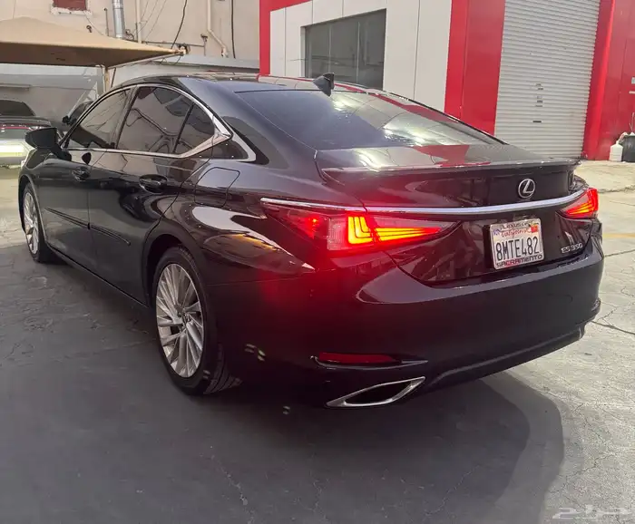 لكزس ES 350 2021 11