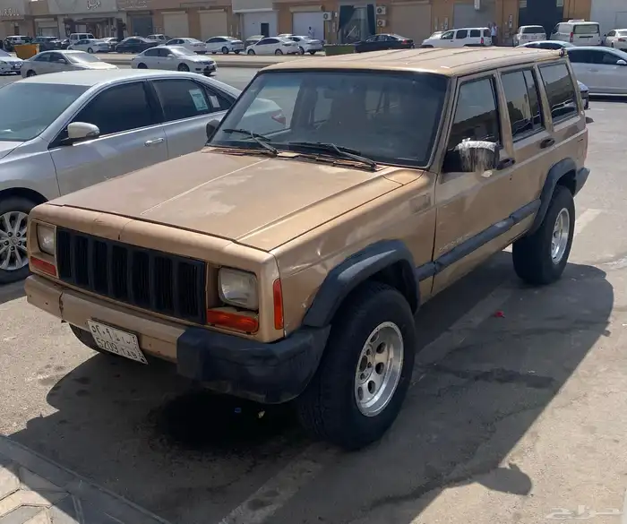 جيب شروكي 2000 3