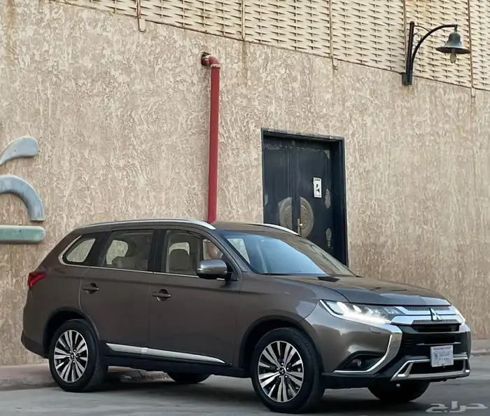 ميتسوبيشي اوتلاندر موديل 2020 1