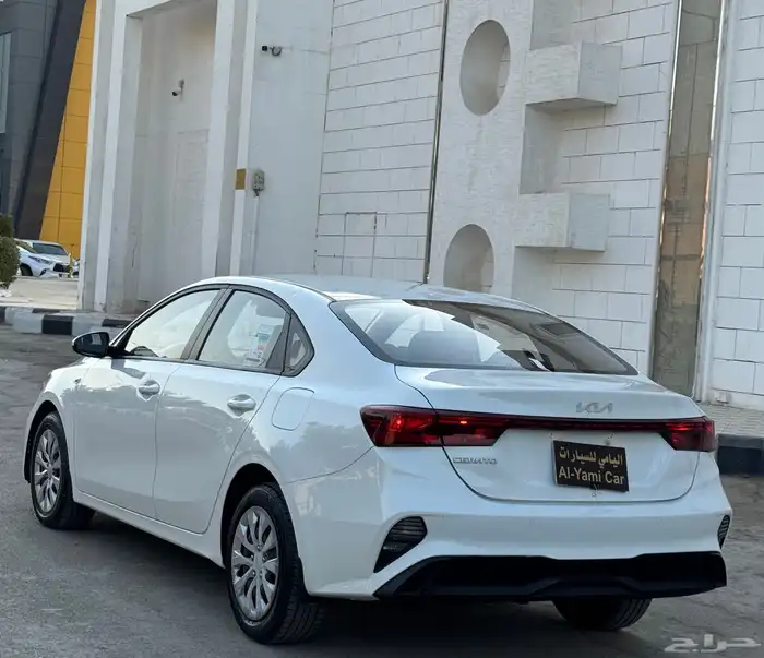 كيا سيراتو 2022 7