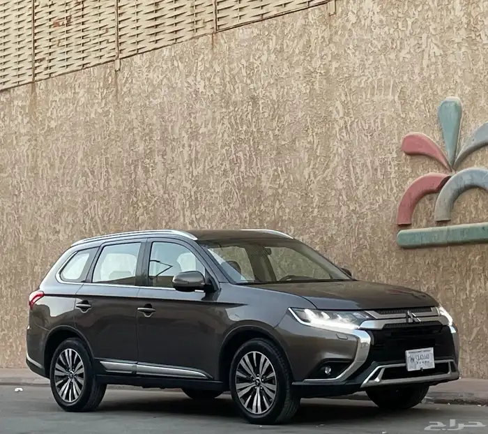 ميتسوبيشي اوتلاندر موديل 2020 6