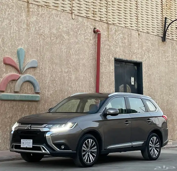 ميتسوبيشي اوتلاندر موديل 2020 3