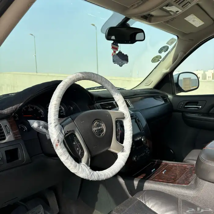 يوكن دينالي موديل ( 2009 ) في قمة النظافة 23