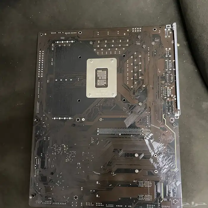 مذربورد قيقا بايت B760 Plus Wi-Fi خربانة 3