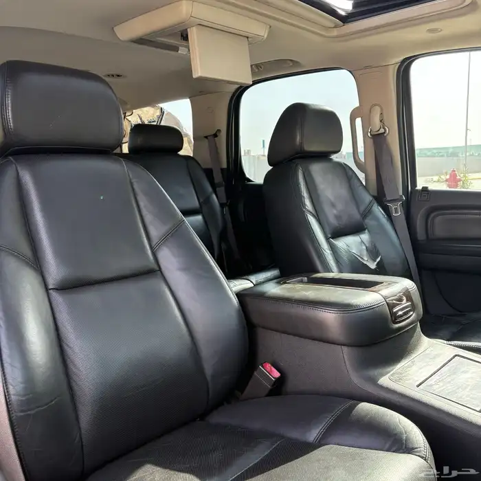 يوكن دينالي موديل ( 2009 ) في قمة النظافة 35