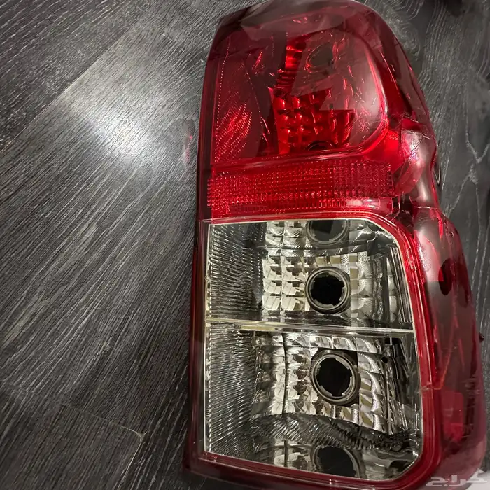 قطع هايلوكس 21 للبيع 1