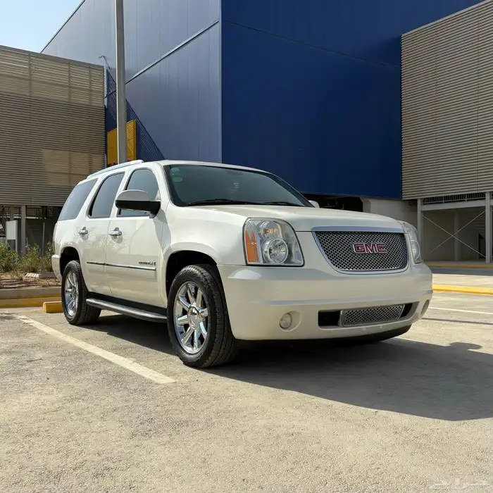 يوكن دينالي موديل ( 2009 ) في قمة النظافة 1