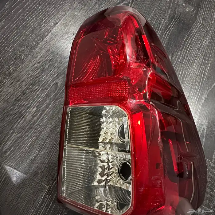 قطع هايلوكس 21 للبيع 2