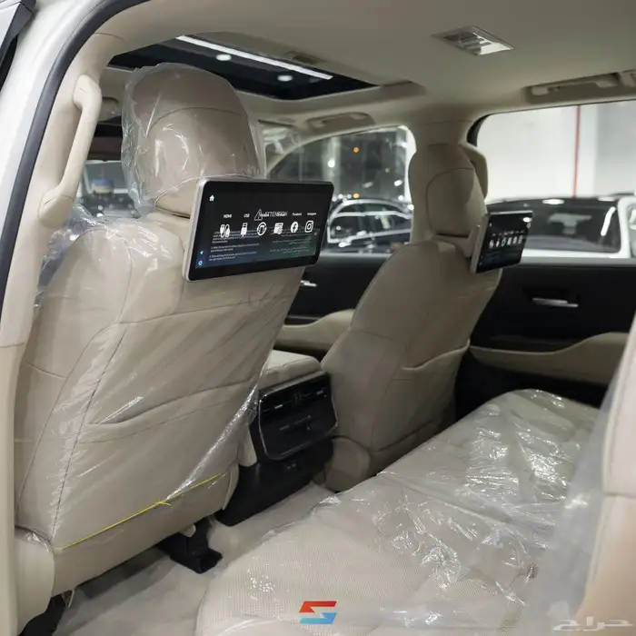 لاند كروزر L4 سعودي عبداللطيف جميل 5