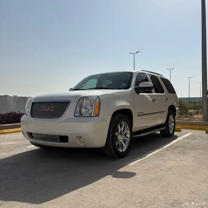 يوكن دينالي موديل ( 2009 ) في قمة النظافة 5