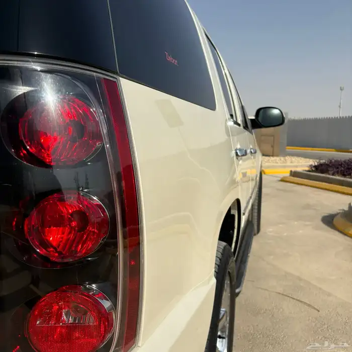 يوكن دينالي موديل ( 2009 ) في قمة النظافة 17