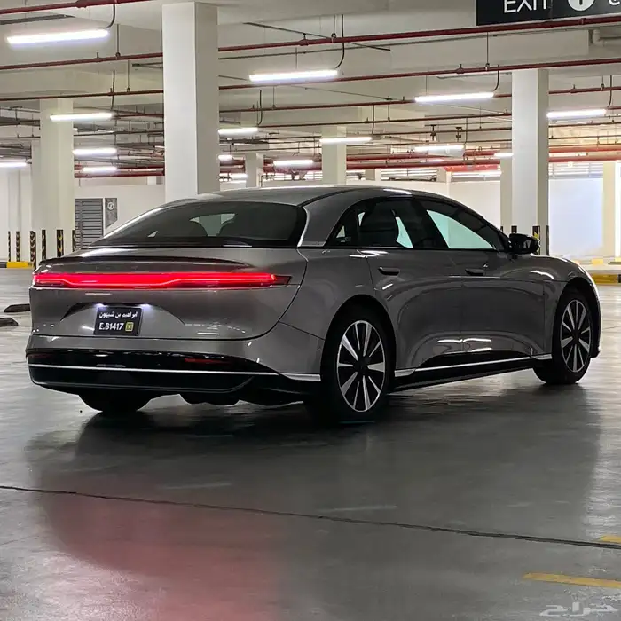 لوسيد اير بيور 2025 11