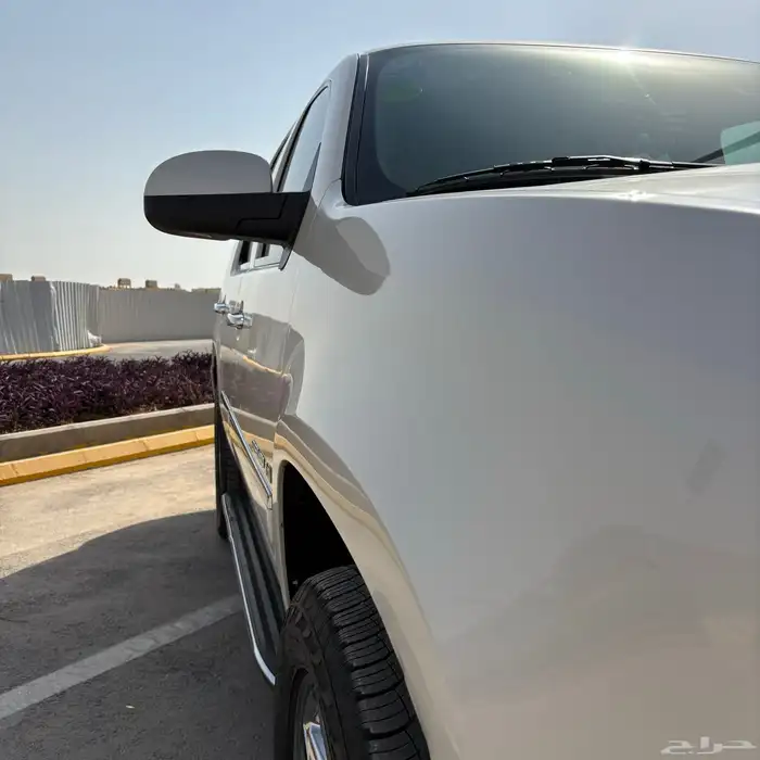 يوكن دينالي موديل ( 2009 ) في قمة النظافة 16