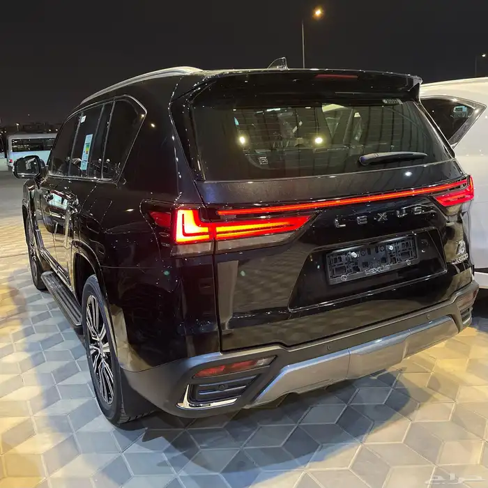 لكزس LXBB 2025 كويتي الساير بافضل الاسعار 12