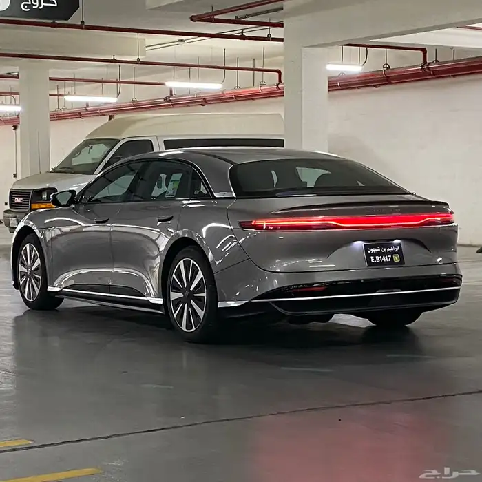 لوسيد اير بيور 2025 10