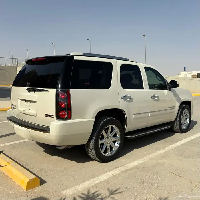 يوكن دينالي موديل ( 2009 ) في قمة النظافة 14